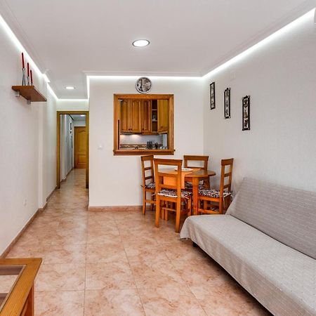 Apartaments Amalia On The Beach Torrevieja Buitenkant foto