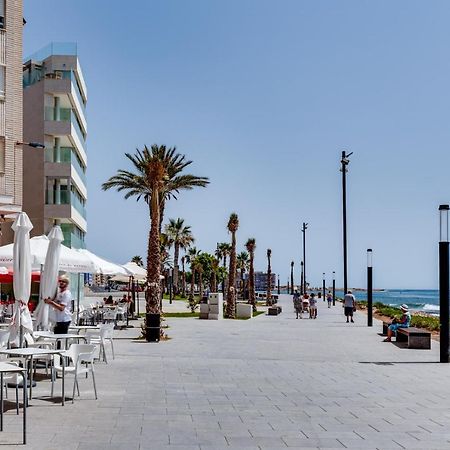 Apartaments Amalia On The Beach Torrevieja Buitenkant foto