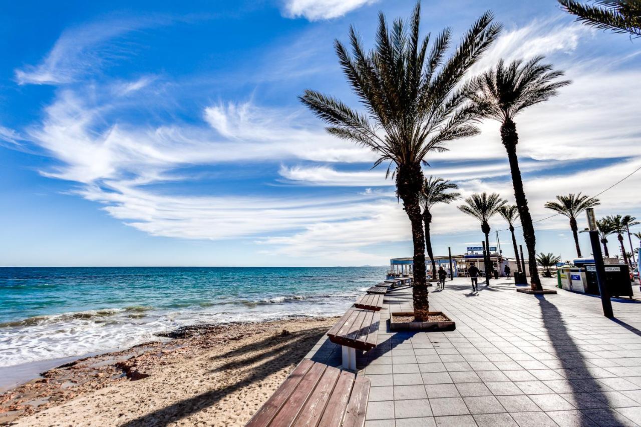 Apartaments Amalia On The Beach Torrevieja Buitenkant foto